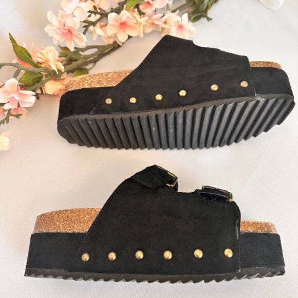 Black Platform Large Buckle Sandals, Size 9 - Picture 10 of 16